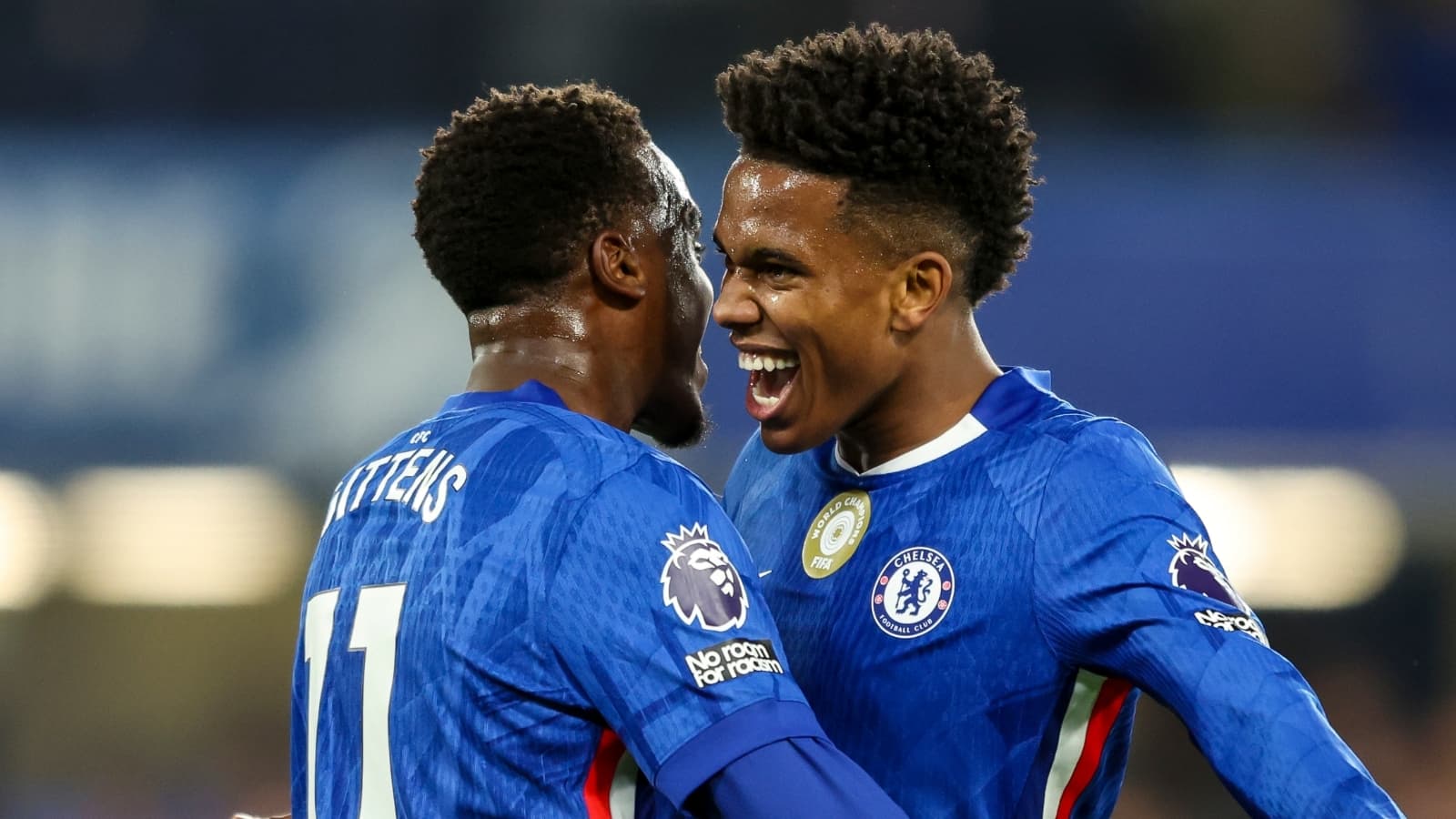 PL: Chelsea wonderkid sends Liverpool packing as Arsenal claims top spot