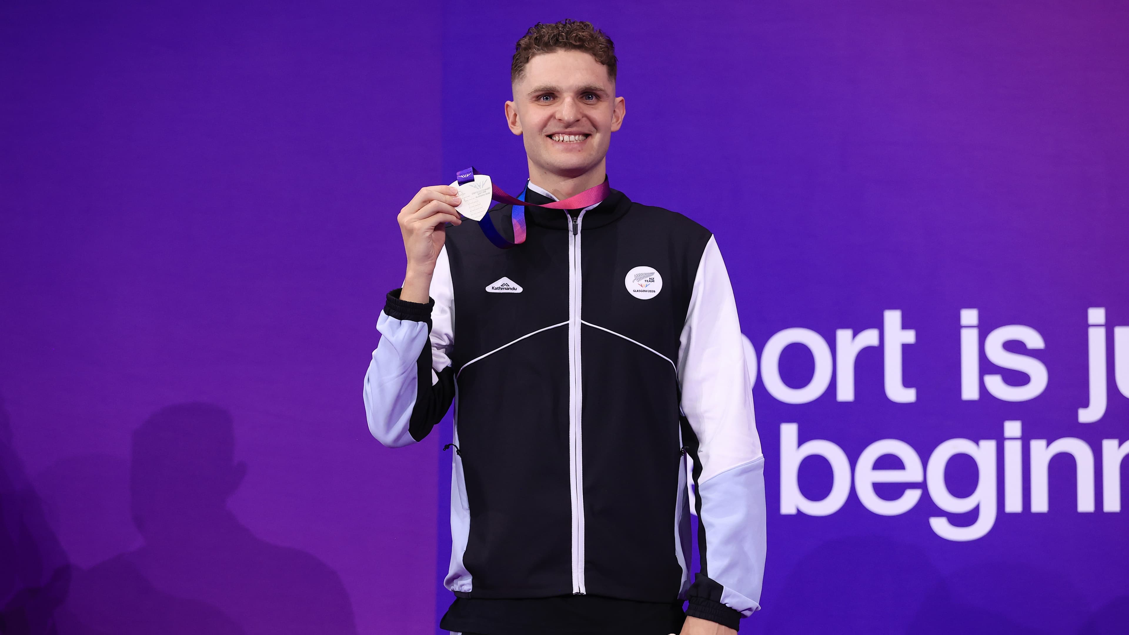 Fairweather, Clareburt lead strong NZ morning in Glasgow pool