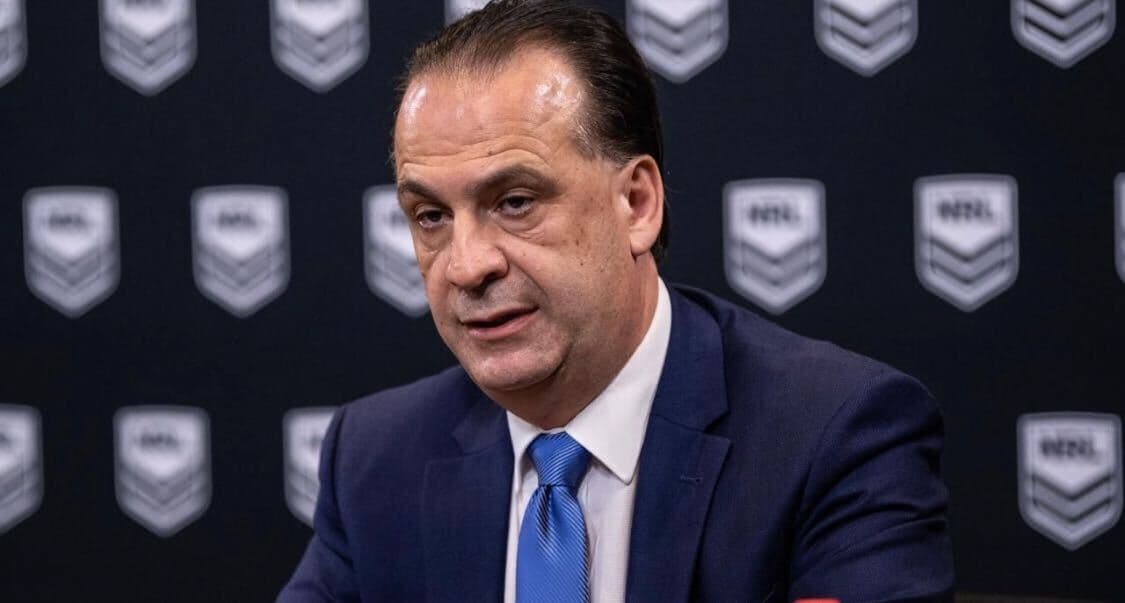 V'landys warns league is headed for a financial "train wreck"