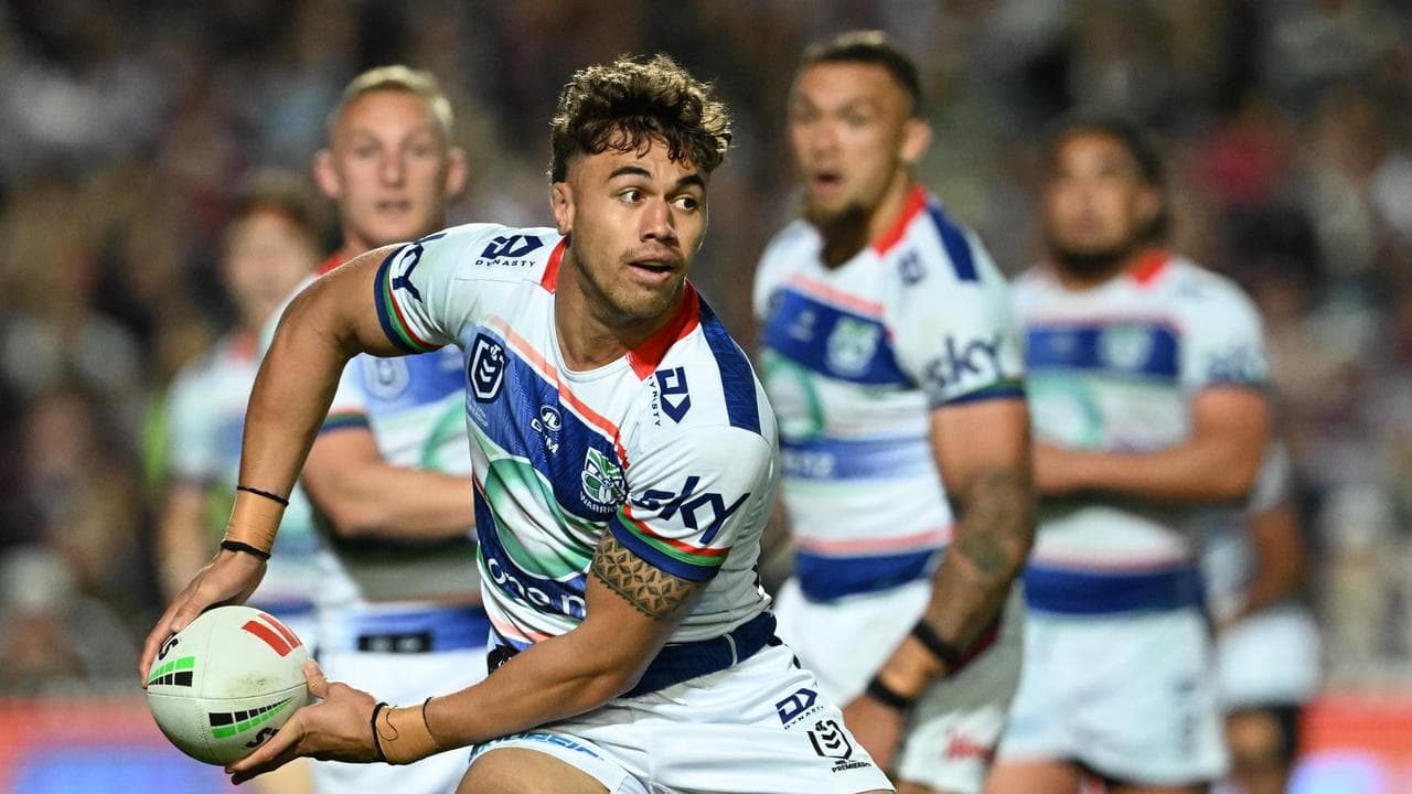 Chanel Harris-Tavita extends Warriors stay
