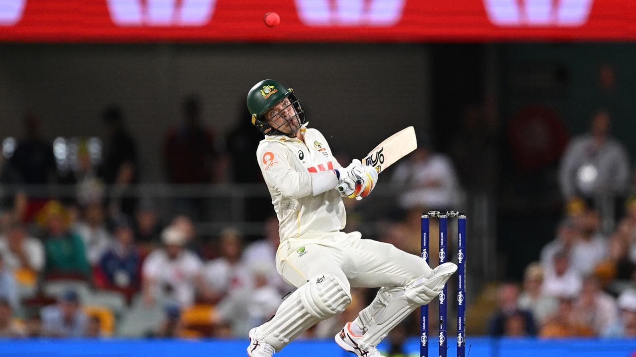 Aussies take the lead after messy day at Gabba