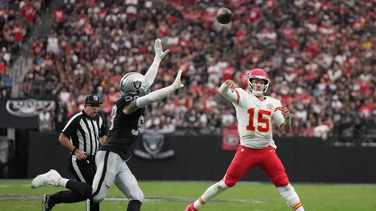 Chiefs, 49ers and Vikings improve to 4-0 in NFL season