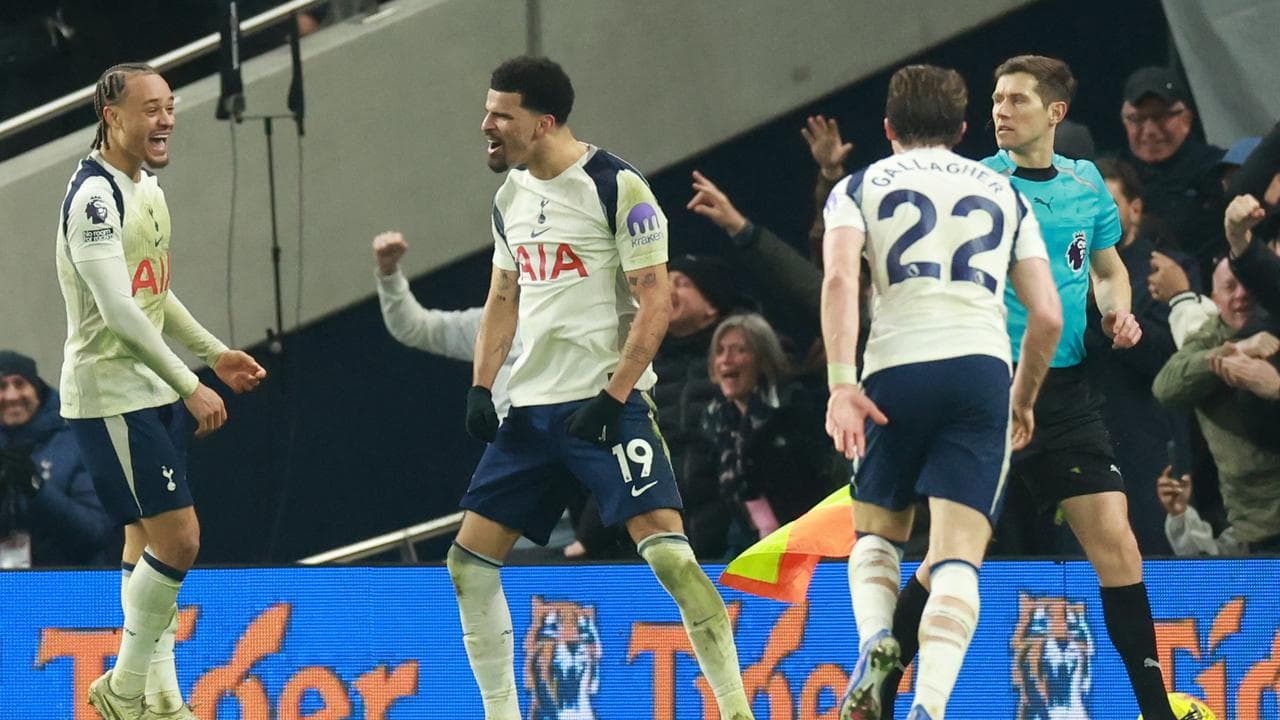 Thanks, Tottenham: deadly rivals owe Spurs big favour