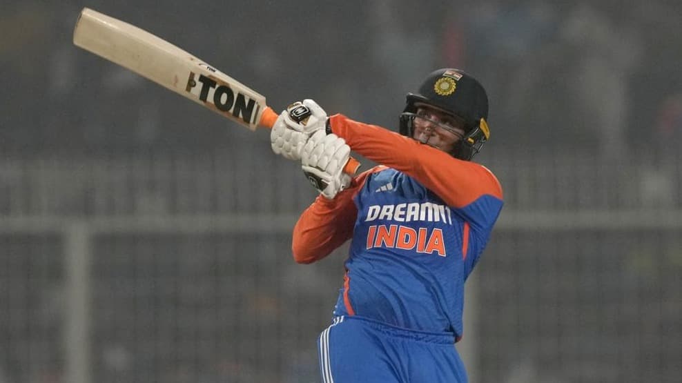 McCullum's white-ball tenure begins with thumping England defeat to India
