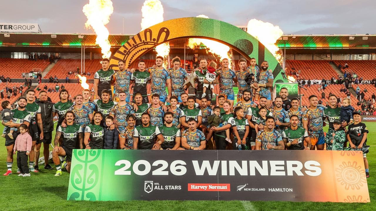 Warriors playmaker leaves field hurt in NRL All Stars stalemate