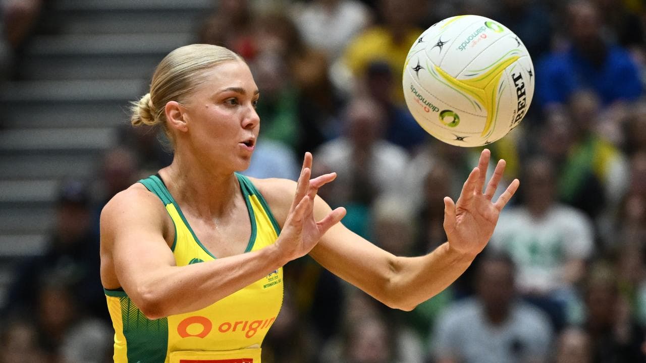 Australia boosted by star's return for Constellation Cup rematch with Silver Ferns