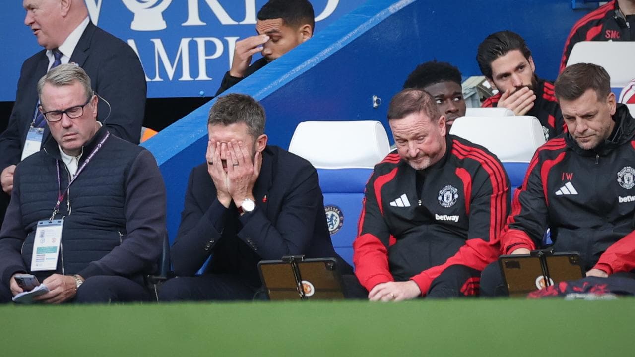 Man United slump again to leave Carrick on brink