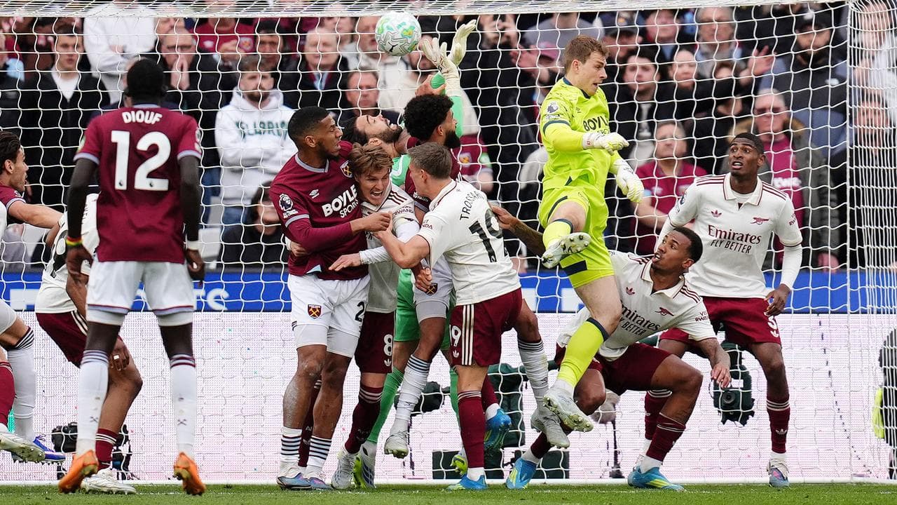VAR in spotlight again after intervention saves Arsenal