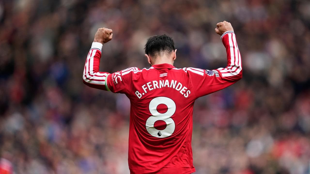 Fernandes equals assist record, West Ham on brink of relegation