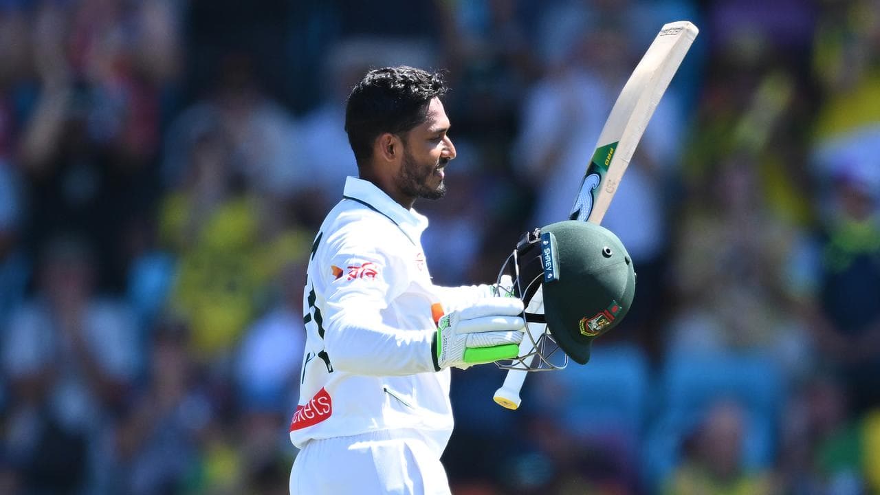 Australia stunned as Bangladesh batters take charge