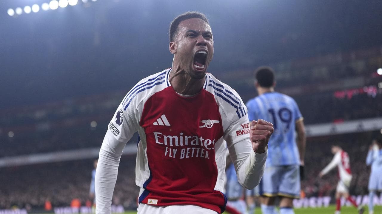 Liverpool still in control as Premier League race heats up