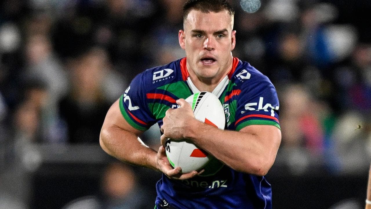 Breakout star Jackson Ford recommits to Warriors