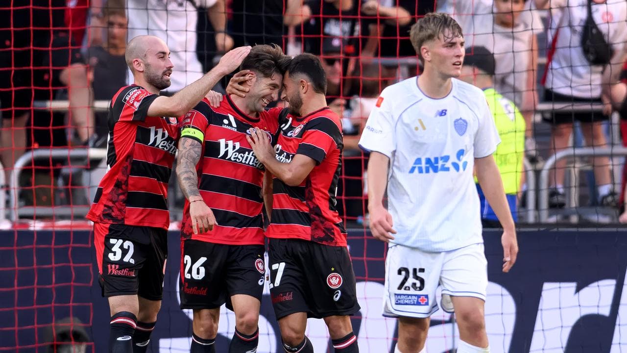Wanderers on fire, hitting defending champions Auckland FC for five