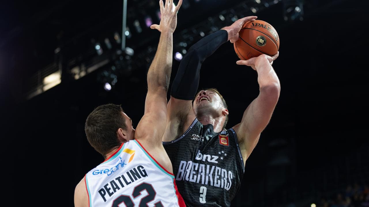 Coaches in awe as Breakers start NBL season with a bang